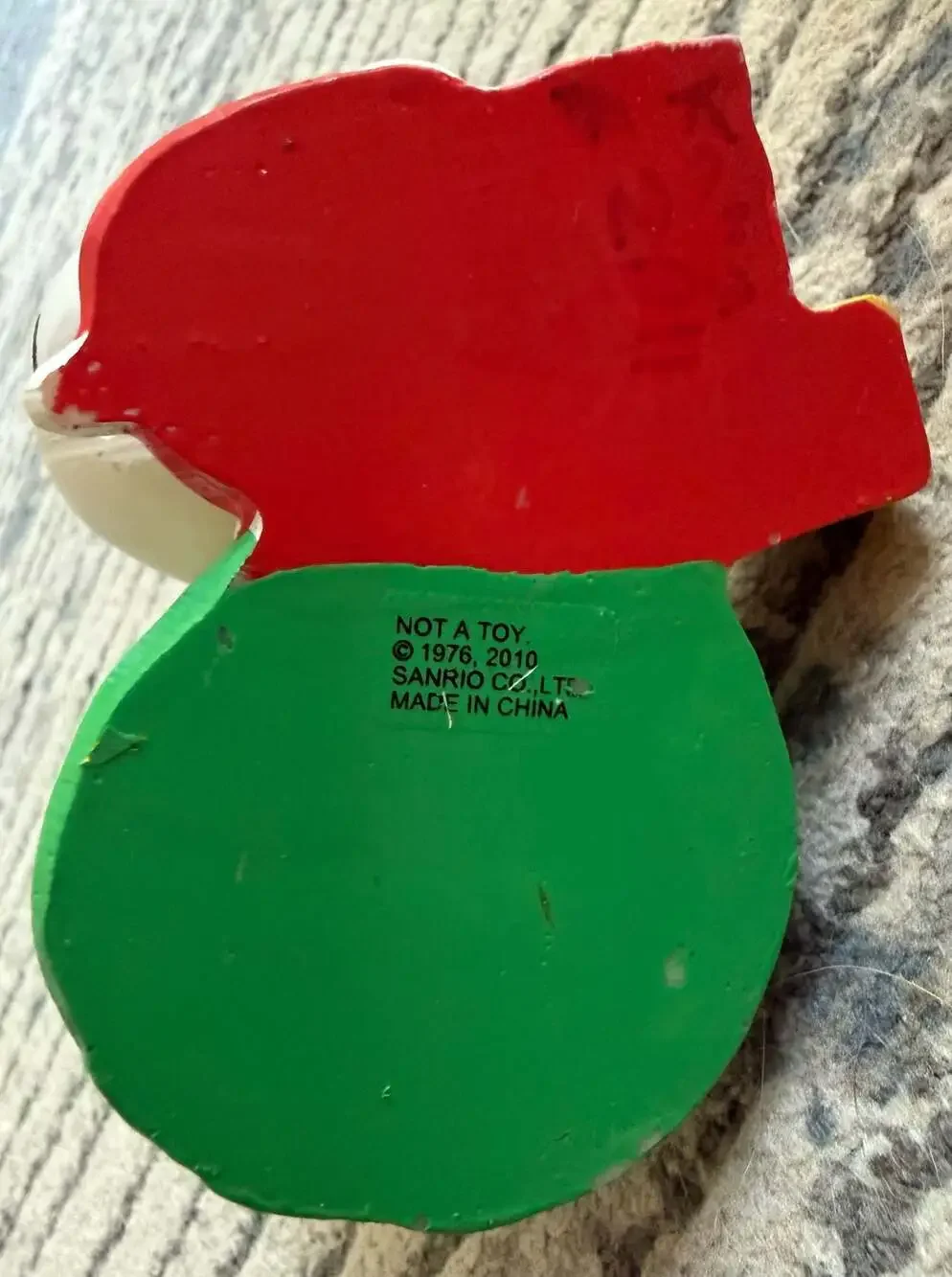 Hello Kitty Holiday Christmas Tree Ornament with Gifts